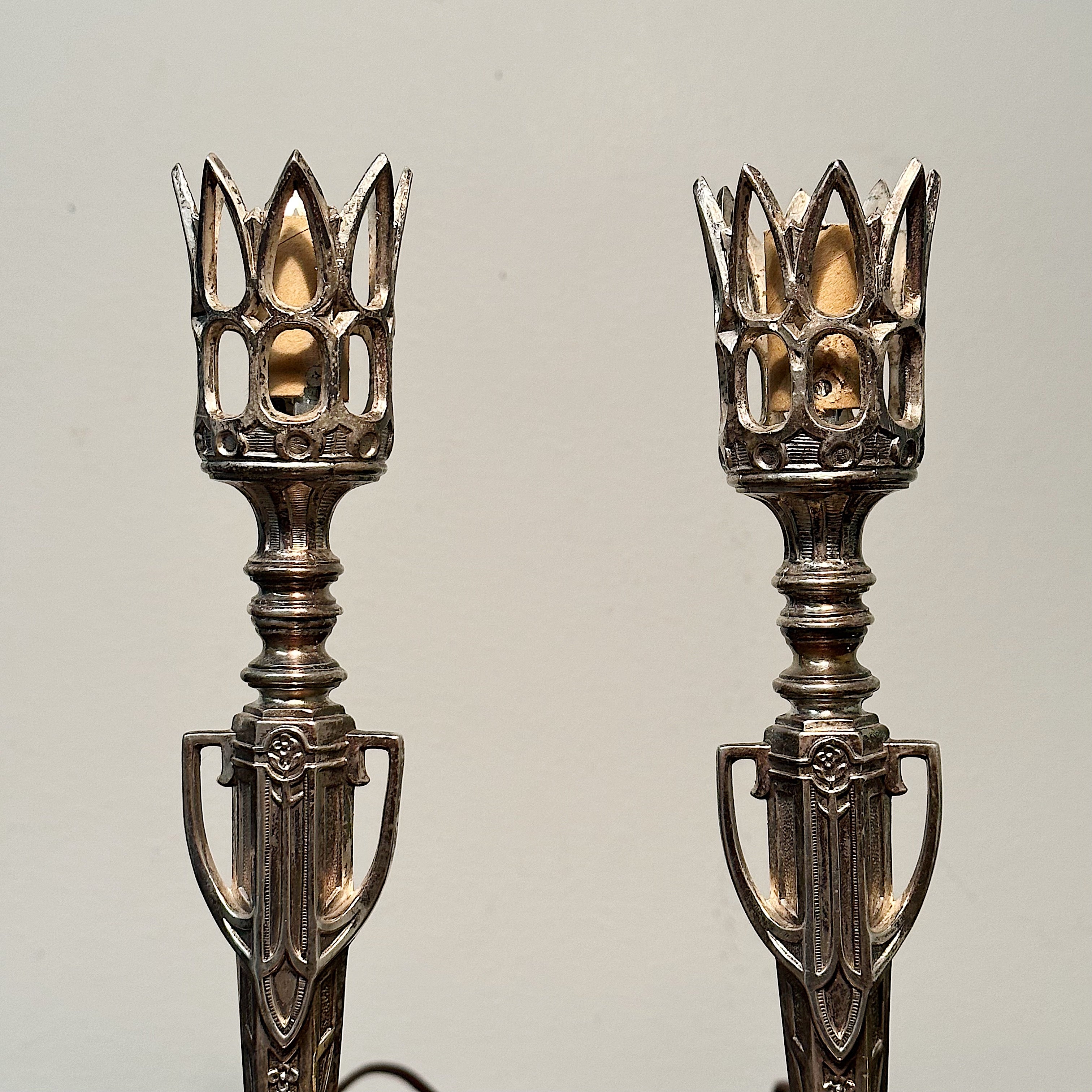 1920s Steuben Boudoir Lamps with Aurene Trumpet Shades | Nickel