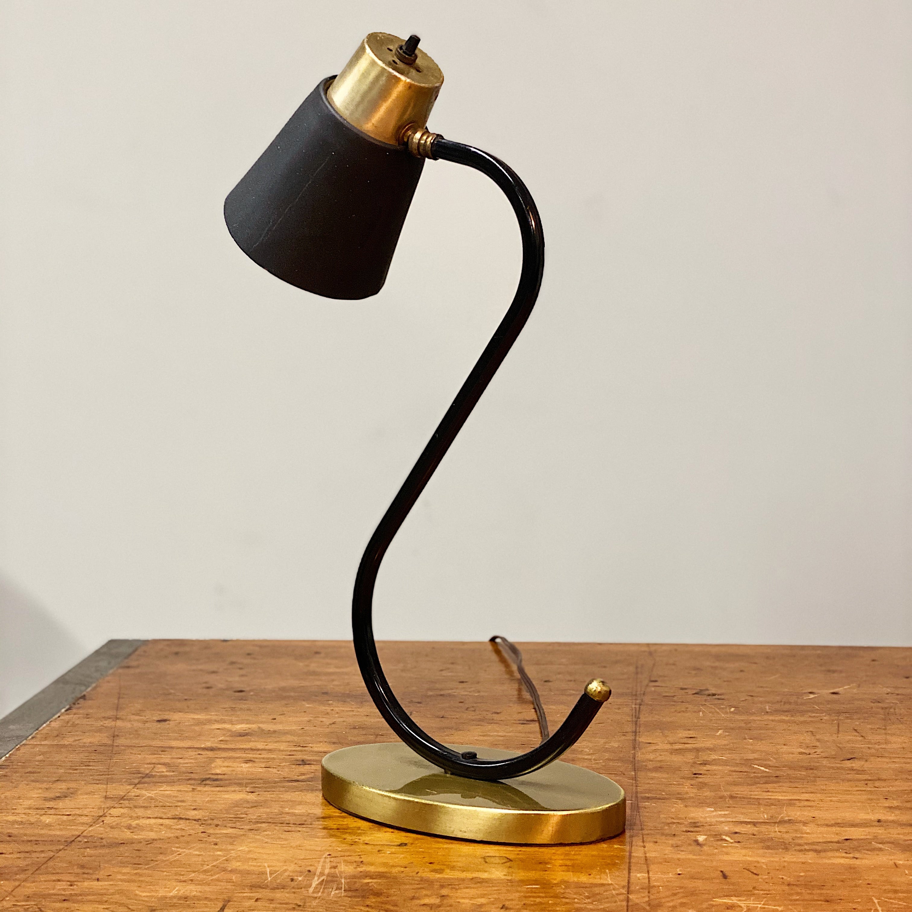 Reverse view Vintage Midcentury Desk Lamp with Unusual S Shape - Mod Black Table Lamp - Atomic Age Lighting - Rare 1950s Accent Light
