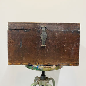 Antique Artist Box with Compartments - 1930s - Primitive Wood Art Case - Side Handles Rivets - 20" x 12" x 12" - Rare Dovetail Design Asian