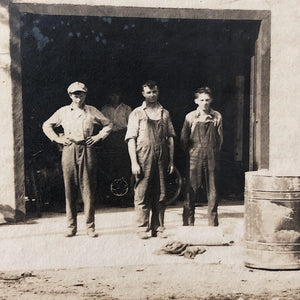 Antique Photograph of Mechanic Shop from 1917 - Early 1900s - Greaser Culture - Denim Workwear 