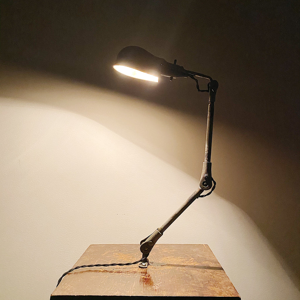 Cool Vintage Fostoria Task Light from 1940s - Industrial Decor - Machinist Age Articulating Table Lights - Cool Task Lighting - Loft Living