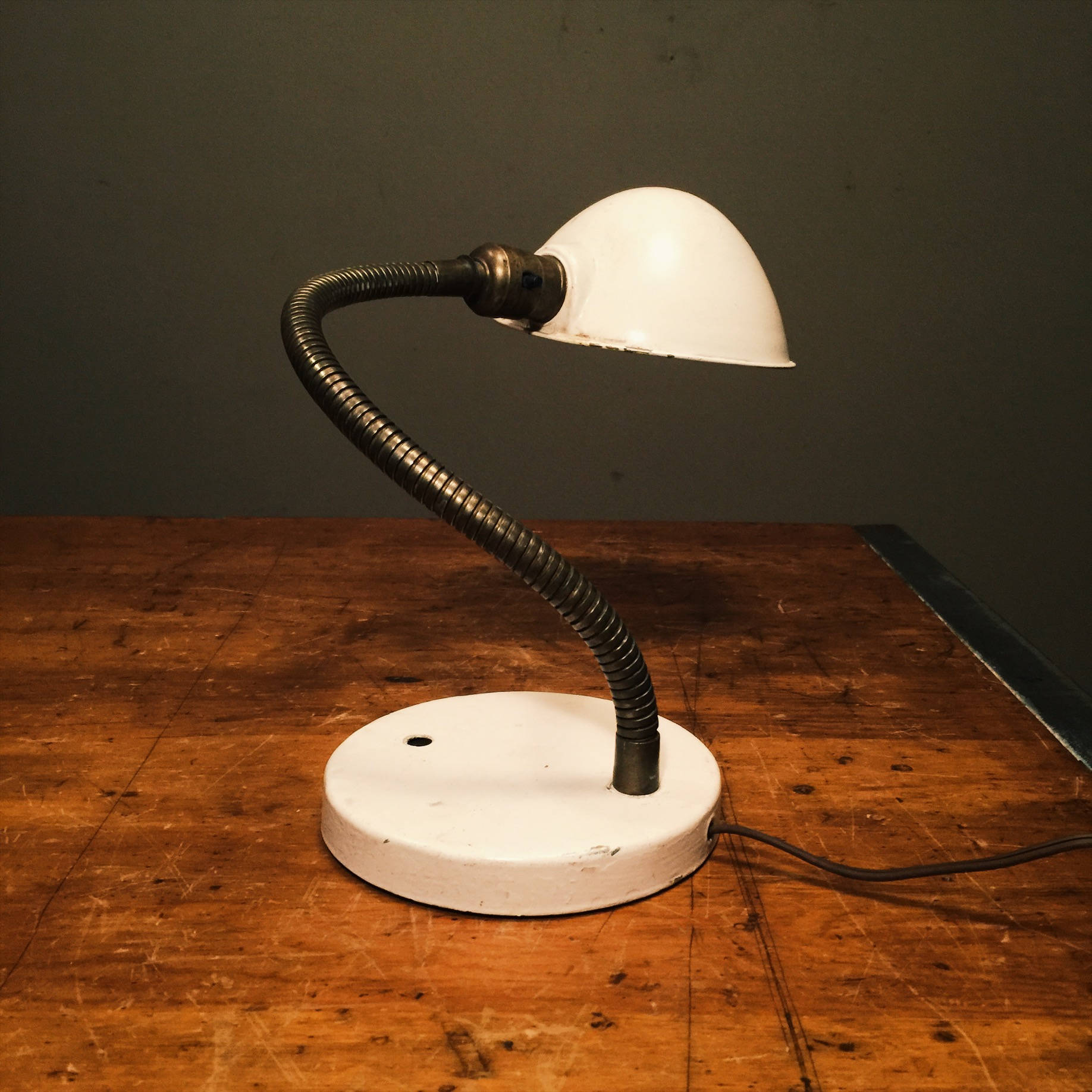 Vintage Industrial Gooseneck Desk Lamp - 1940s - White Accent Shade - Original Vintage Lighting - Industrial Lighting - Industrial Decor